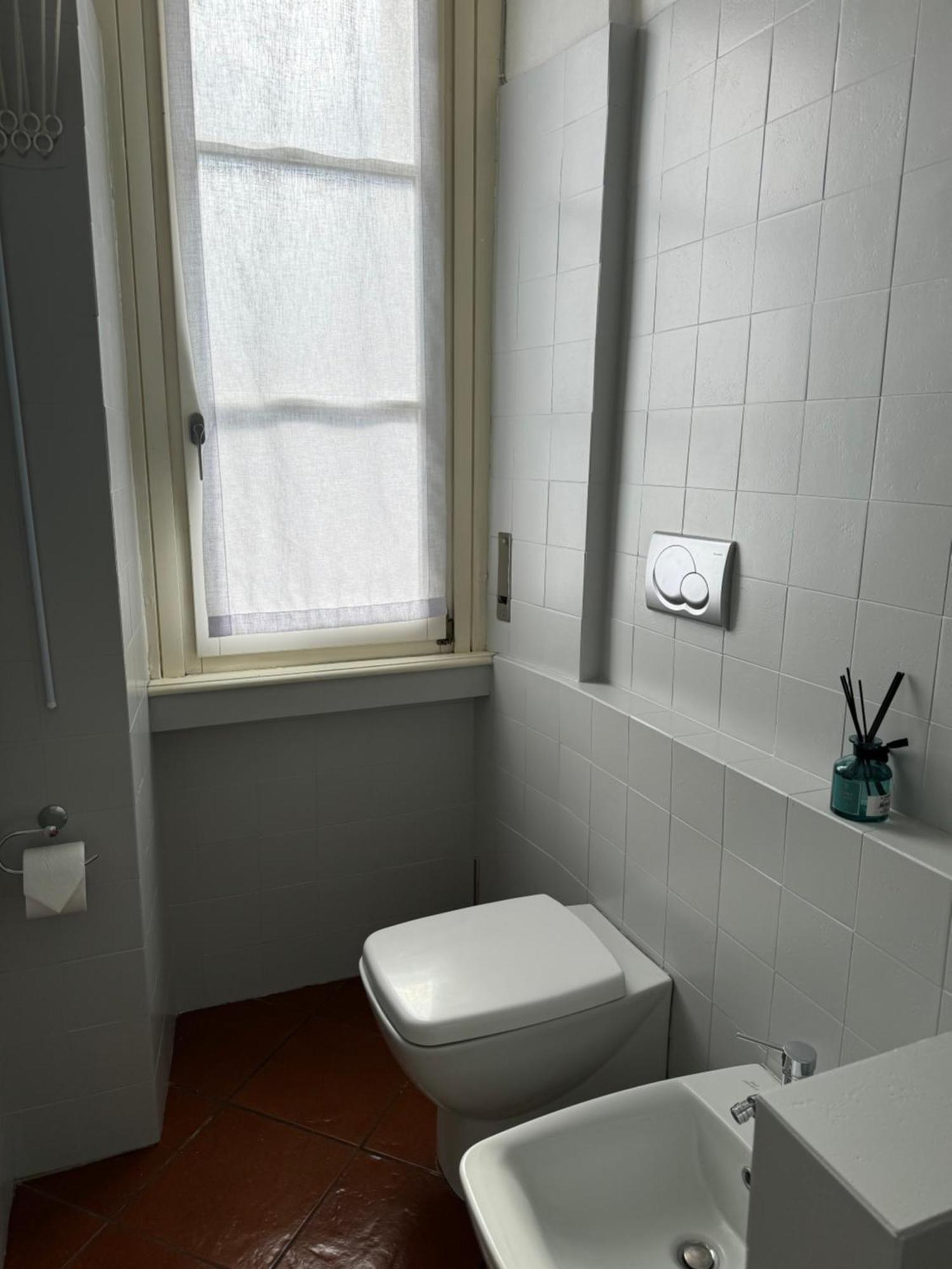 Ponthouse: Navigli, Iulm, Romolo Apartment Milan Bagian luar foto